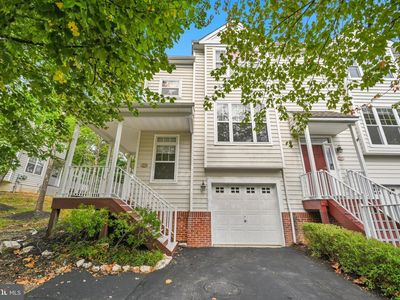 Property at 109 Stratford Ct, Malvern, PA