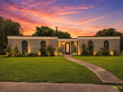 Property at 101 McDow St, Victoria, TX