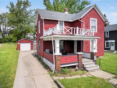978 Wooster Rd N