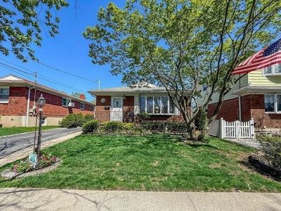 69 Reno Ave