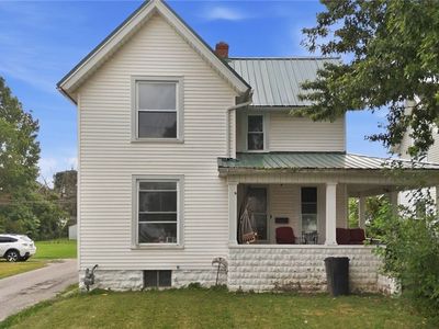127 E High St
