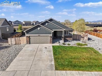 6850 Phantom Way