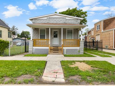 9214 S Woodlawn Ave
