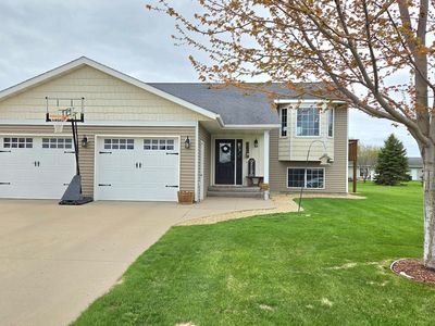 Property at 561 7th St NW, Richmond, MN