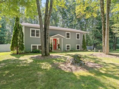 142 Oak Circle
