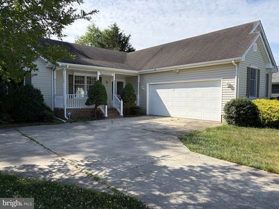 5 Canary Dr