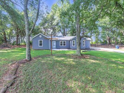 202 Green Meadows Cir