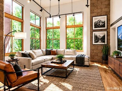 1140 Capitol St APT 206