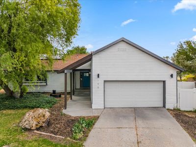 195 Country Club Dr