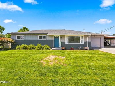 1302 S 44th Ave