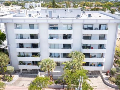 130 S Shore Dr APT 2F