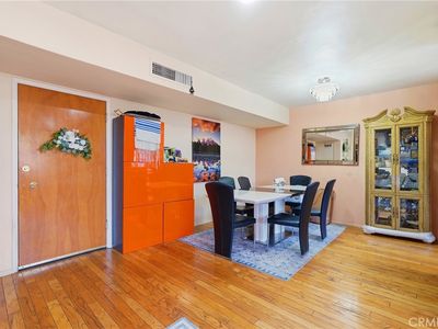 5429 Newcastle Ave APT 303
