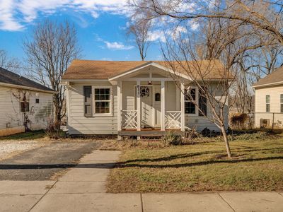 611 S Nettleton Avenue