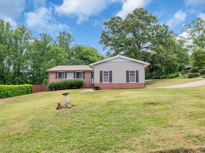 1100 Charter Oak Dr