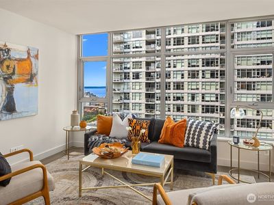 588 Bell Street #2201S