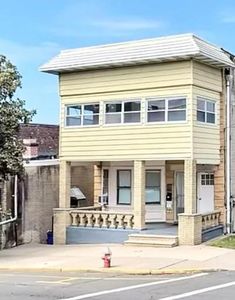53 Harrison Ave