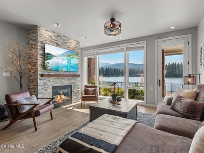 415 W Waterside Dr APT 104