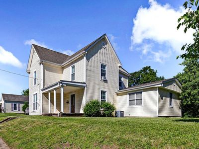124 Lebanon Hill Rd