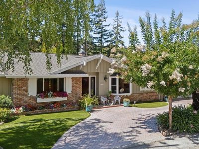1650 Cordilleras Rd