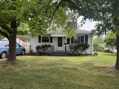 858 Stephen Dr W
