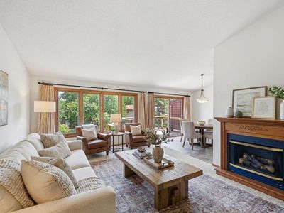 4029 Silver Lake Rd NE