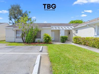 886 NE 214th Ln APT 4