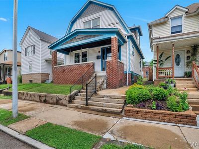 4151 Beethoven Ave
