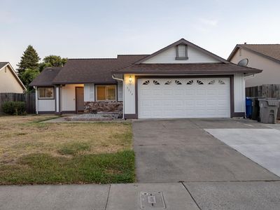 4872 Hinchman Way