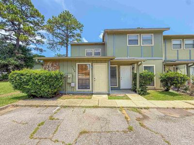 7205 Lago Vista Ct