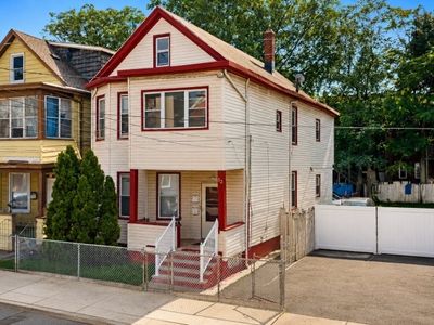 33 Vreeland Ave