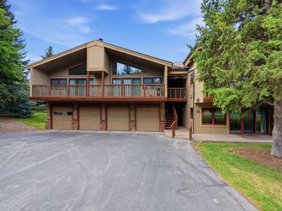 535 Saddle View Way #22