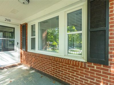 208 Avondale Dr