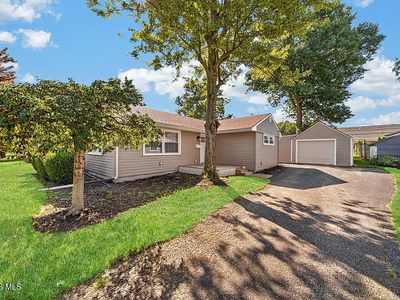 121 Springbrook Dr