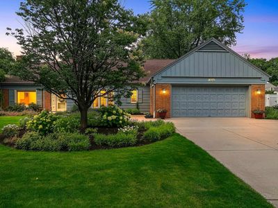 356 Warren Ct