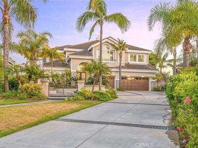 6692 Alamitos Cir