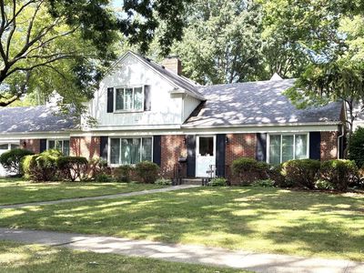 2521 Middlesex Dr