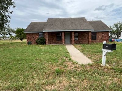 Property at 4 Jl Ramirez Ln, Hebbronville, TX