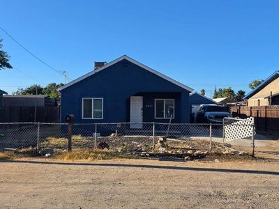2017 Donald St