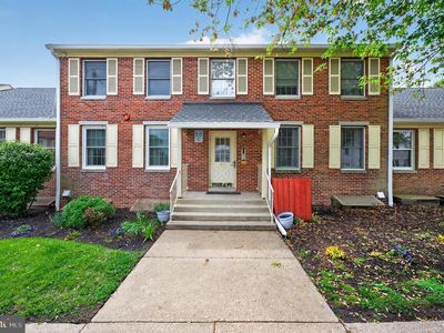 46 Buttonwood St