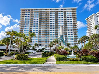 300 Bayview Dr APT 2014