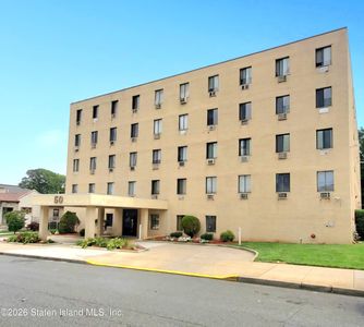 50 Belair Rd APT 2E