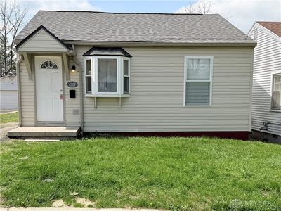 2817 Gaylord Ave