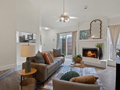 2634 Encina