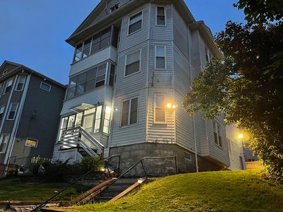 93 Sterling St