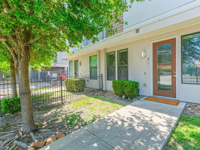 2401 Crawford St #C1b