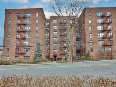 95 Sedgewick Avenue #4E