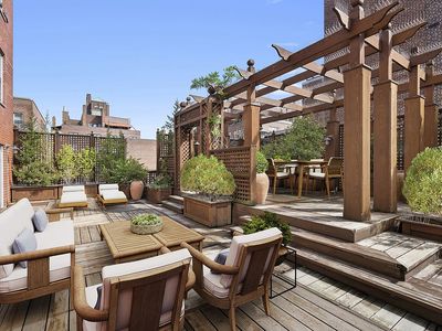 75 E End Ave APT 15B