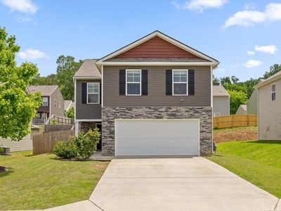3370 Serenity Dr NE
