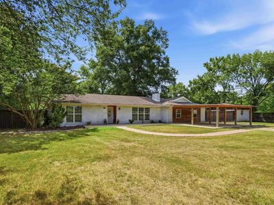 225 E German Ln