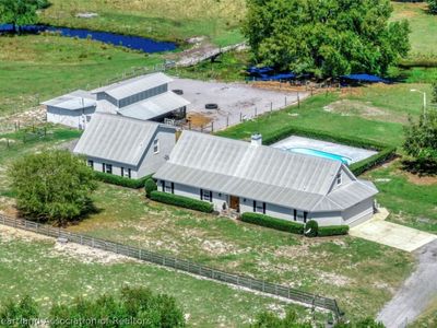 925 E Oak Island Rd